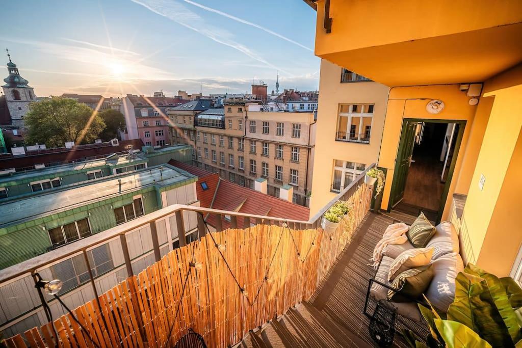 Apartment Tower Old Town Lux 4br & 3bath Terrace Prague